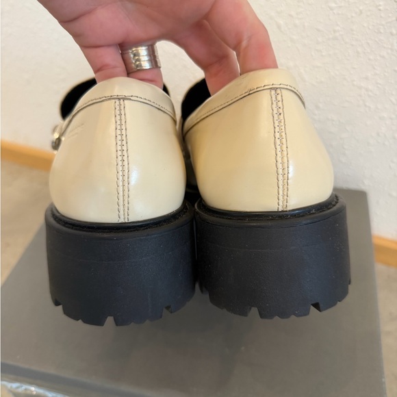 Vagabond Shoemakers Cosmo 2.0 Off White Loafer Silver Buckle Womens 10 Chunky - Picture 8 of 16